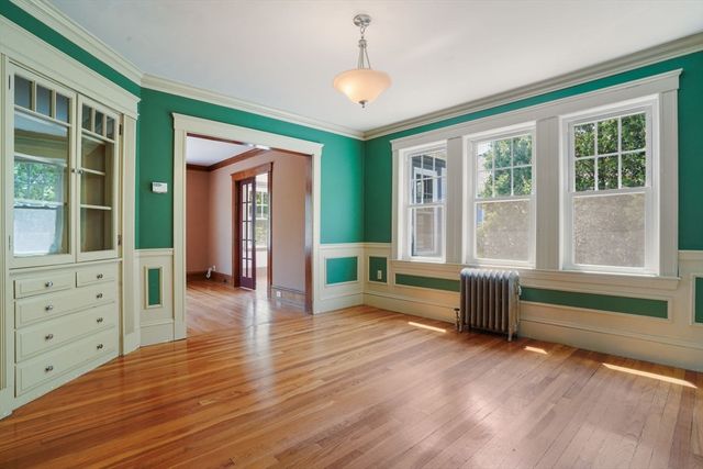 379-381 Newtonville Ave, Newton, MA 02460