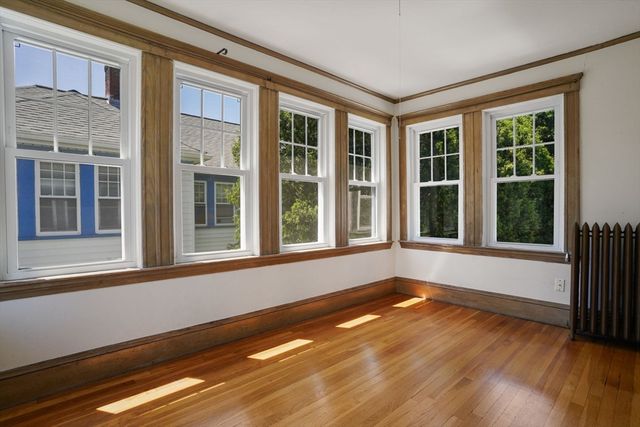 379-381 Newtonville Ave, Newton, MA 02460