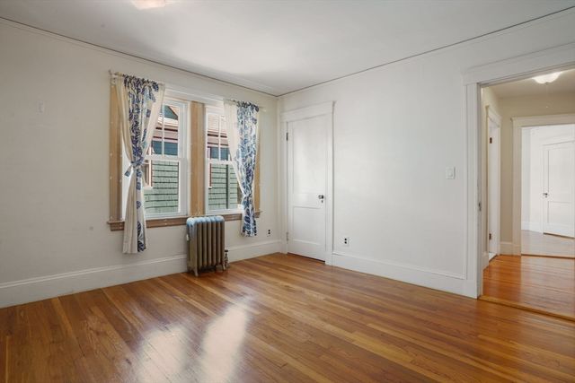 379-381 Newtonville Ave, Newton, MA 02460