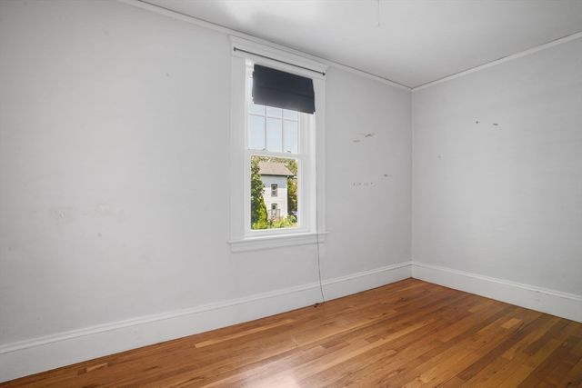 379-381 Newtonville Ave, Newton, MA 02460
