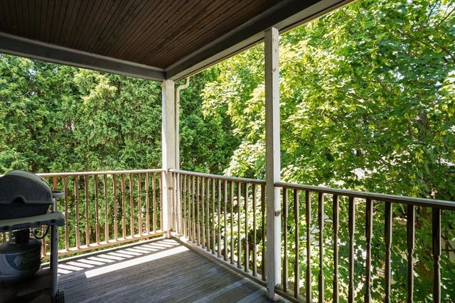 379-381 Newtonville Ave, Newton, MA 02460