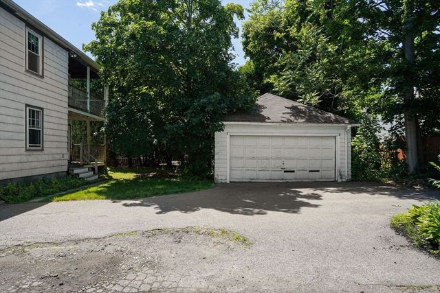 379-381 Newtonville Ave, Newton, MA 02460