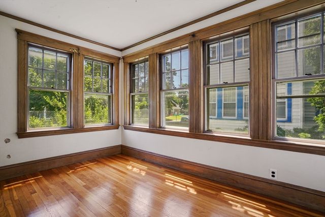 379-381 Newtonville Ave, Newton, MA 02460