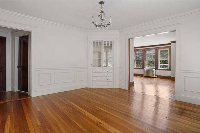 379-381 Newtonville Ave, Newton, MA 02460