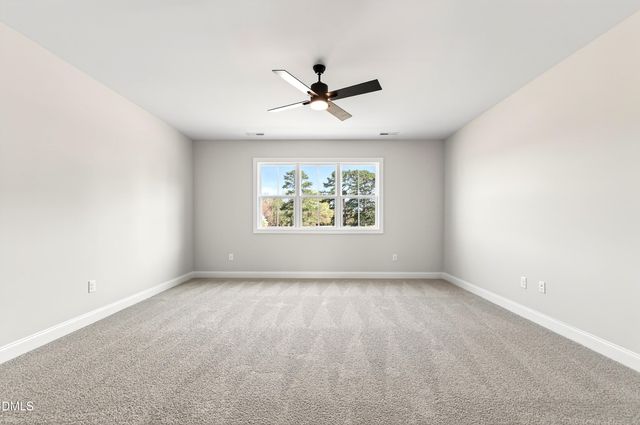 25 Wheatfield Lane, Youngsville, NC 27596