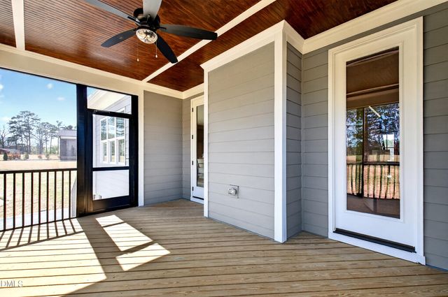 25 Wheatfield Lane, Youngsville, NC 27596