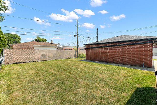 11035 LOMBARD Avenue, Chicago Ridge, IL 60415