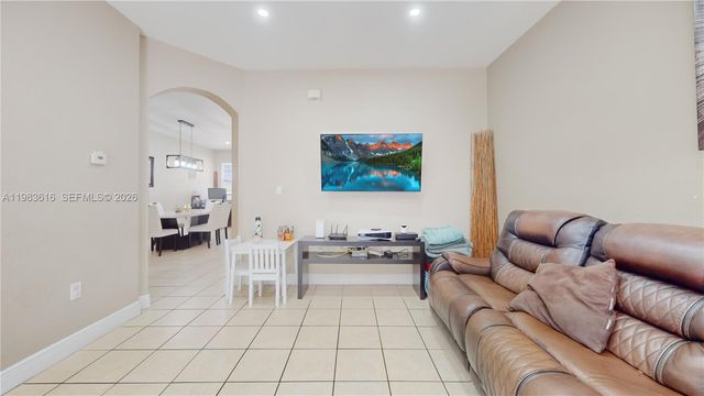 12808 SW 132nd Ter, Miami, FL 33186