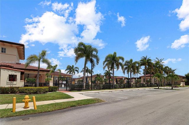 12808 SW 132nd Ter, Miami, FL 33186