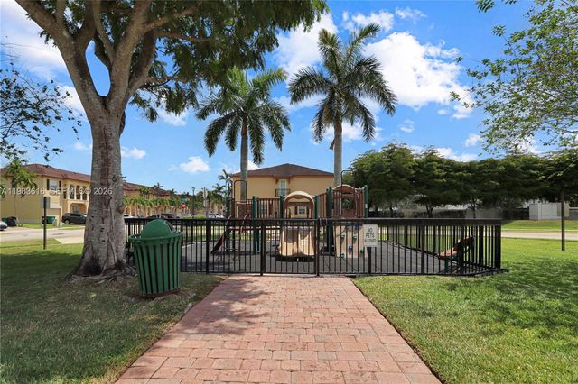 12808 SW 132nd Ter, Miami, FL 33186