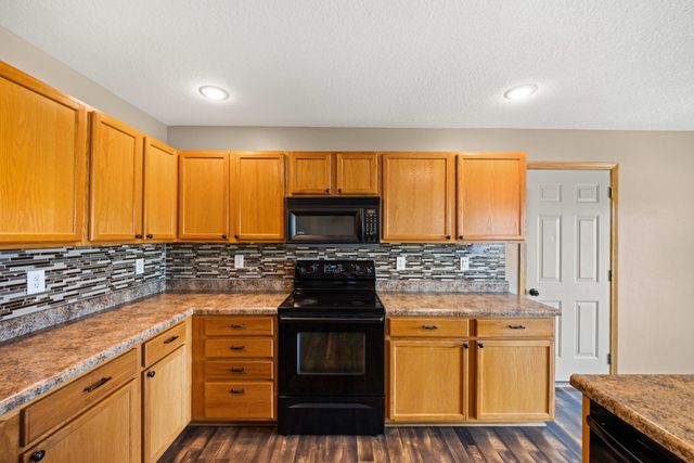 2621 SW 35th Street, Ankeny, IA 50023