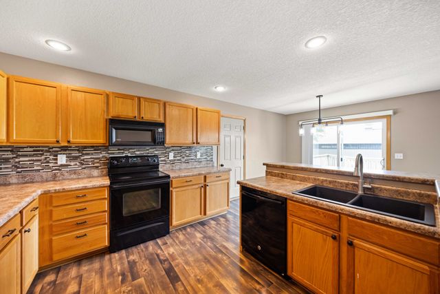 2621 SW 35th Street, Ankeny, IA 50023