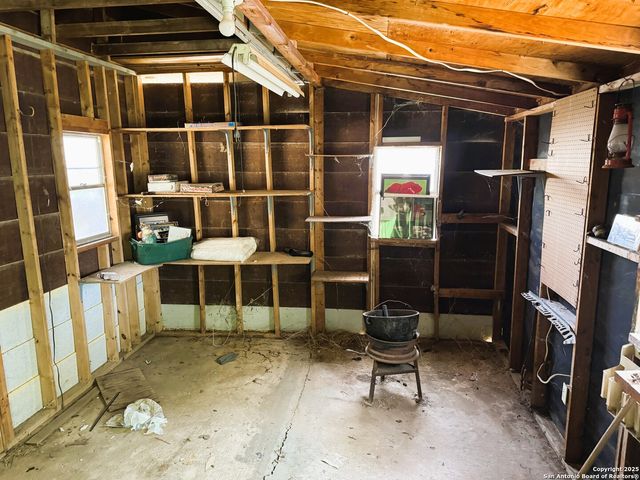 19905 Casias, Somerset, TX 78069