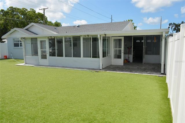 8201 DONALDSON DRIVE, Tampa, FL 33615