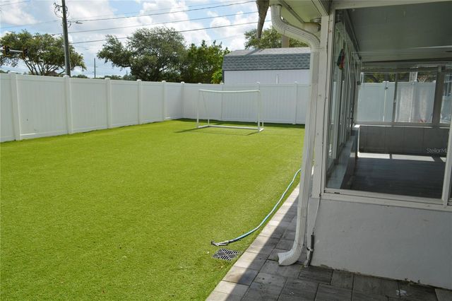 8201 DONALDSON DRIVE, Tampa, FL 33615