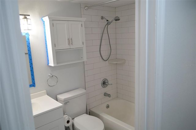 8201 DONALDSON DRIVE, Tampa, FL 33615