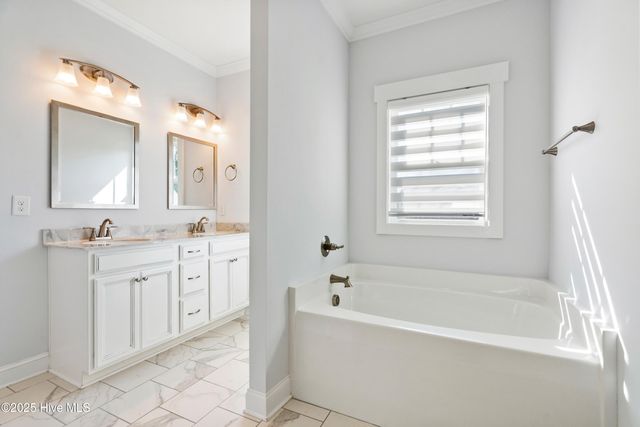 108 S Lamplighters Walk, Hampstead, NC 28443