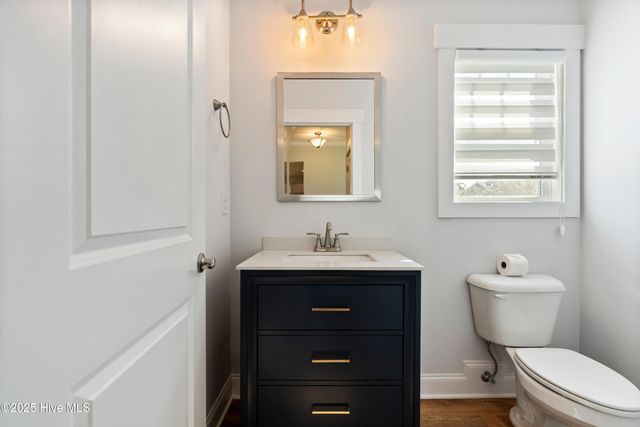 108 S Lamplighters Walk, Hampstead, NC 28443