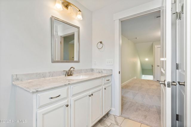 108 S Lamplighters Walk, Hampstead, NC 28443