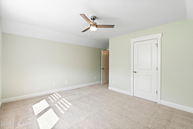 108 S Lamplighters Walk, Hampstead, NC 28443
