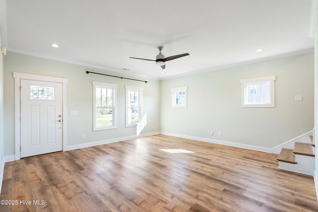 108 S Lamplighters Walk, Hampstead, NC 28443