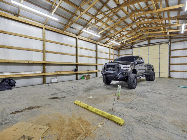 275 Swift Ln, Cunningham, TN 37052