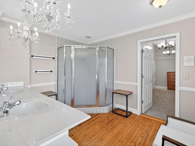 275 Swift Ln, Cunningham, TN 37052