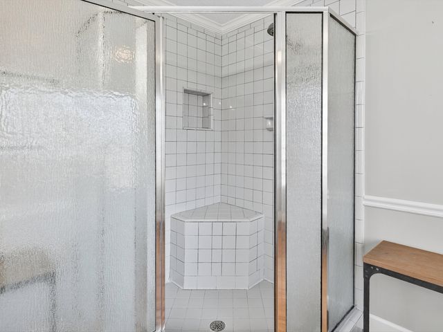 275 Swift Ln, Cunningham, TN 37052