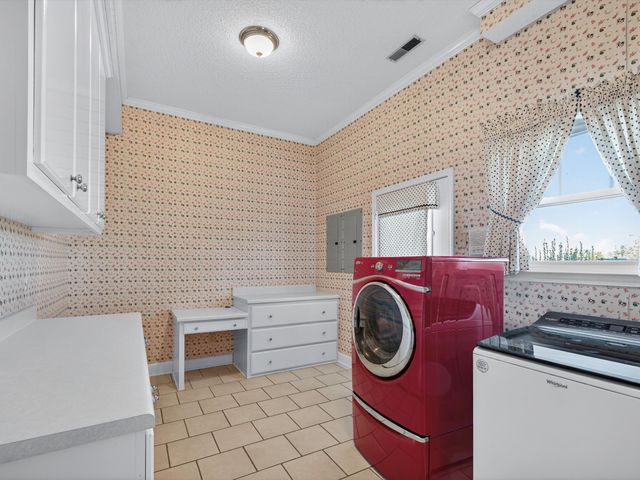 275 Swift Ln, Cunningham, TN 37052