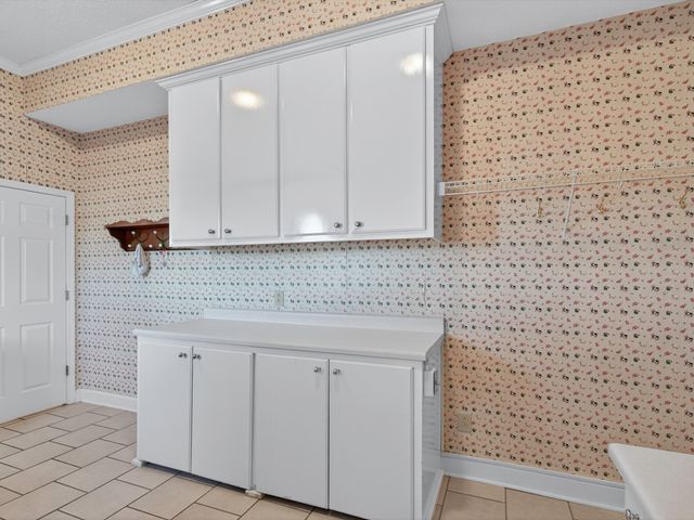 275 Swift Ln, Cunningham, TN 37052