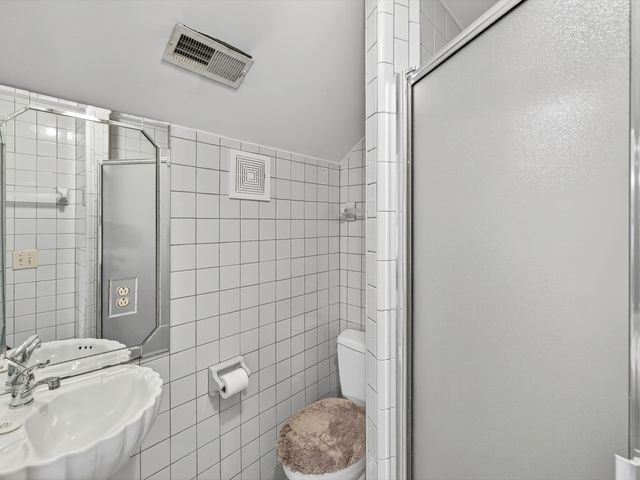 275 Swift Ln, Cunningham, TN 37052