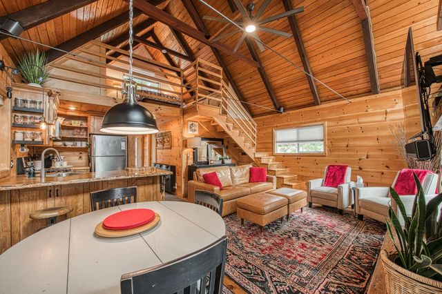 41895 Merriman Lane, Auberry, CA 93602