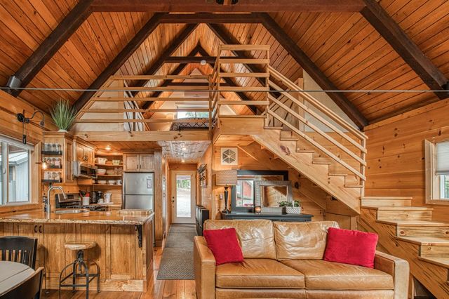 41895 Merriman Lane, Auberry, CA 93602