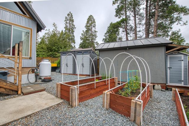 41895 Merriman Lane, Auberry, CA 93602
