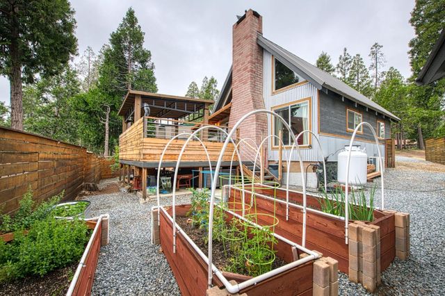 41895 Merriman Lane, Auberry, CA 93602