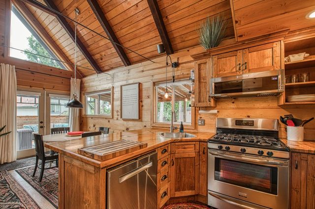 41895 Merriman Lane, Auberry, CA 93602