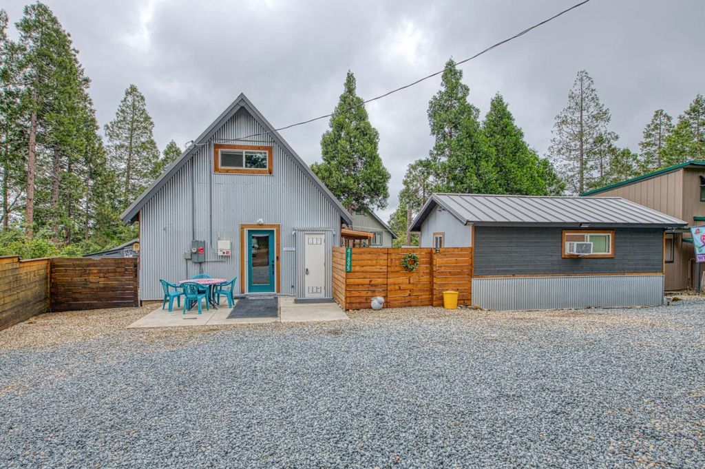 41895 Merriman Lane, Auberry, CA 93602