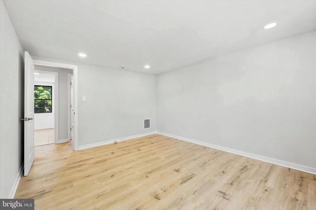 269 MONROE ST, Bristol, PA 19007
