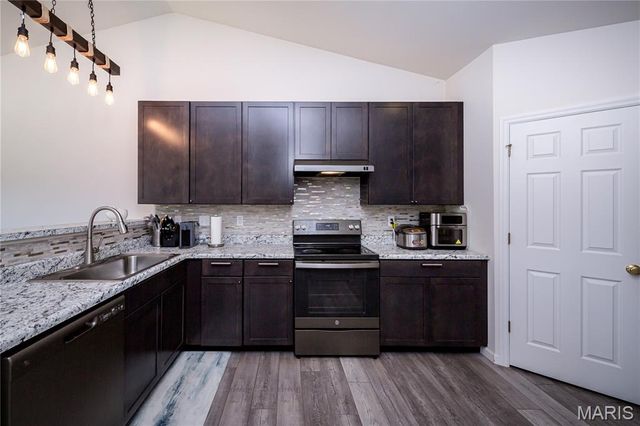 1310 Timber Creek Lane, Imperial, MO 63052