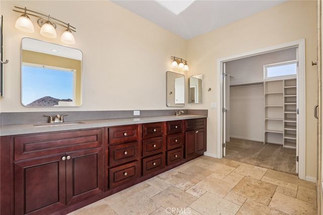 6057 Buena Suerte, Yucca Valley, CA 92284