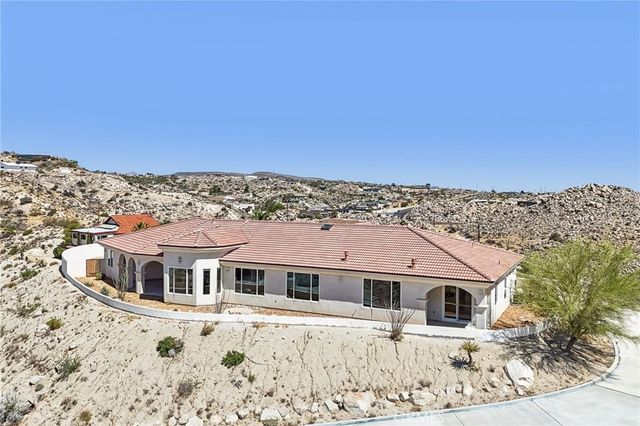 6057 Buena Suerte, Yucca Valley, CA 92284