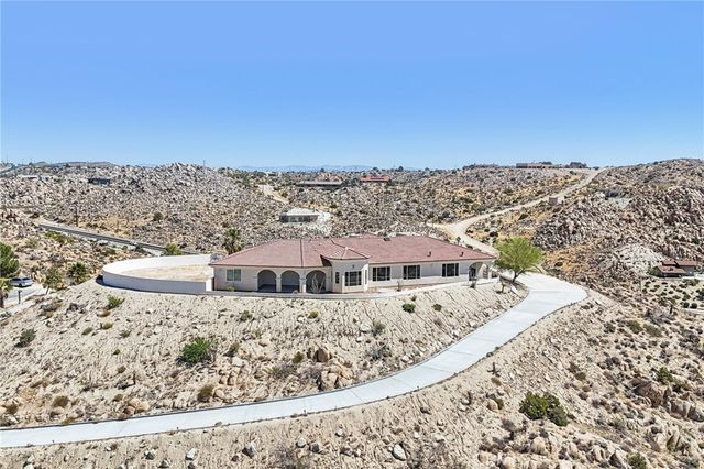 6057 Buena Suerte, Yucca Valley, CA 92284