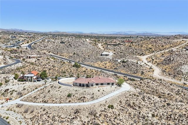 6057 Buena Suerte, Yucca Valley, CA 92284