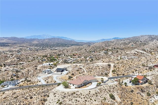 6057 Buena Suerte, Yucca Valley, CA 92284