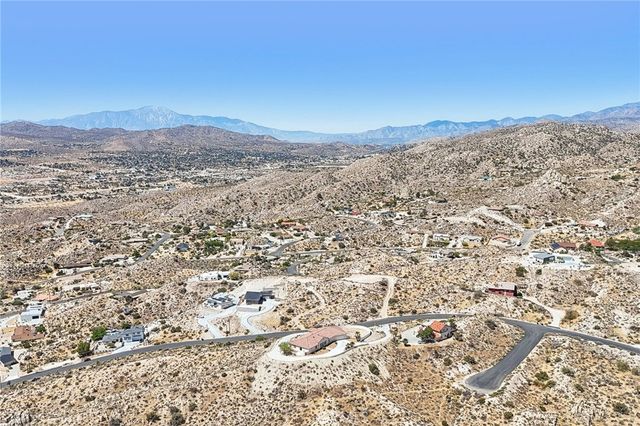 6057 Buena Suerte, Yucca Valley, CA 92284