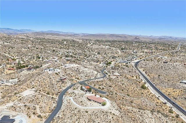 6057 Buena Suerte, Yucca Valley, CA 92284