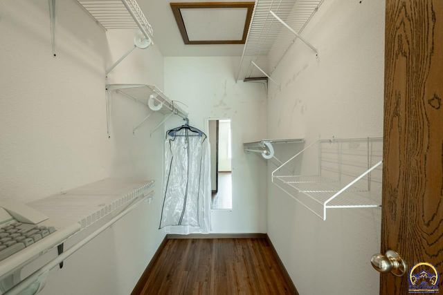 7237 SW 23rd CT, Topeka, KS 66614