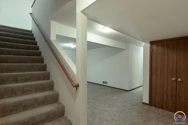 7237 SW 23rd CT, Topeka, KS 66614