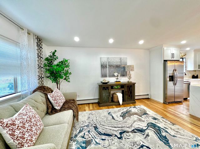 25 Wallace Street, Shelton, CT 06484