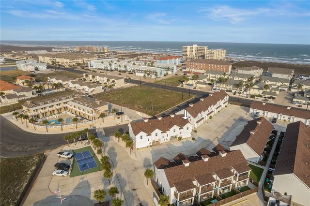 15102 Boca Grandi Dr, Corpus Christi, TX 78418